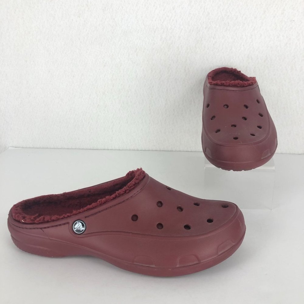 Crocs Women's Size 11 Garnet Freesail Plush Lined Relaxed Fit Foam Clogs Mules